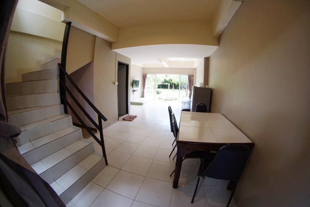 Lakeland Homestay Chiang Mai Bagian luar foto