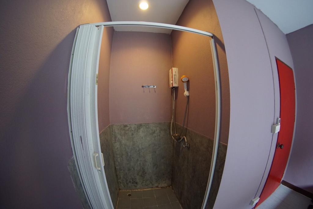 Lakeland Homestay Chiang Mai Bagian luar foto