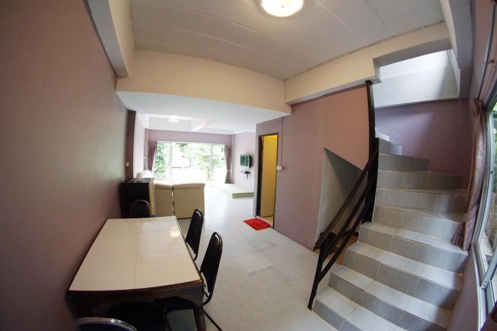 Lakeland Homestay Chiang Mai Bagian luar foto