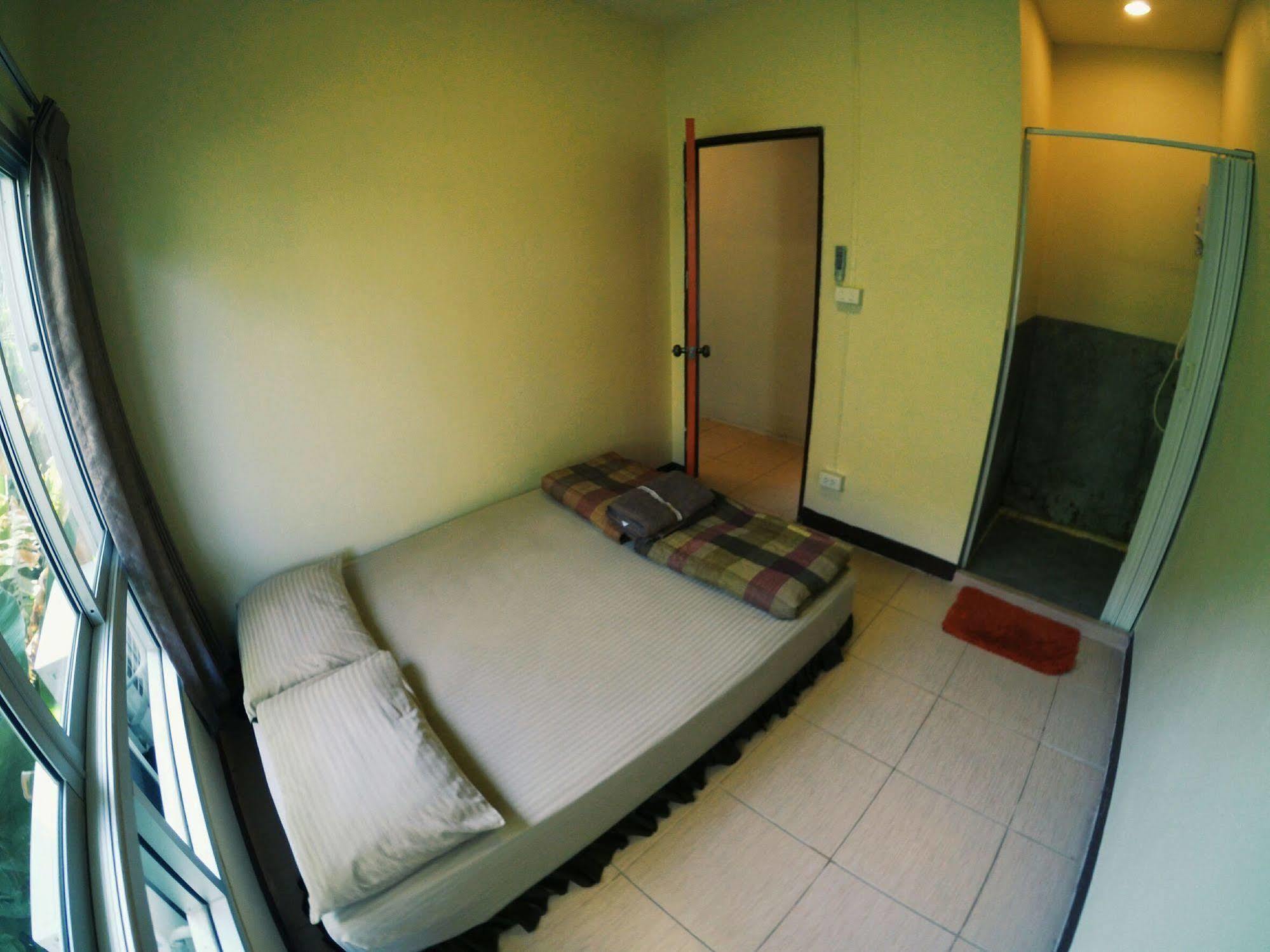 Lakeland Homestay Chiang Mai Bagian luar foto