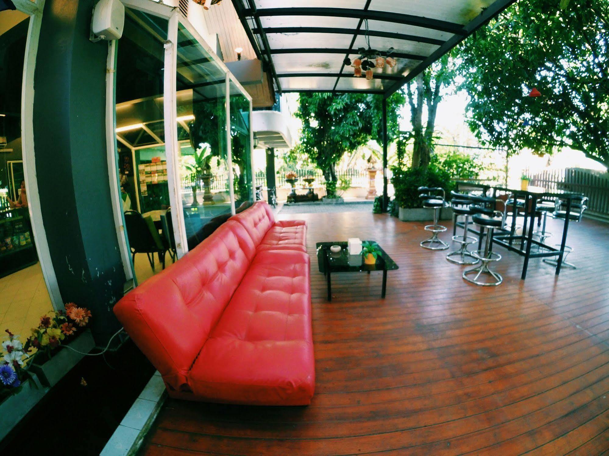 Lakeland Homestay Chiang Mai Bagian luar foto