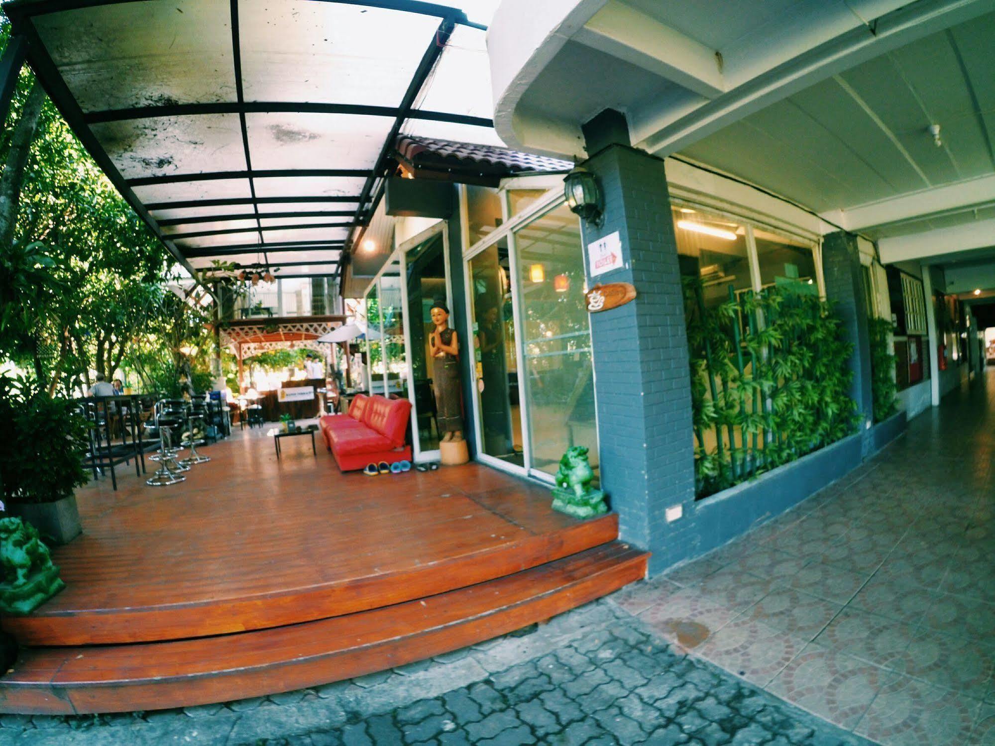 Lakeland Homestay Chiang Mai Bagian luar foto