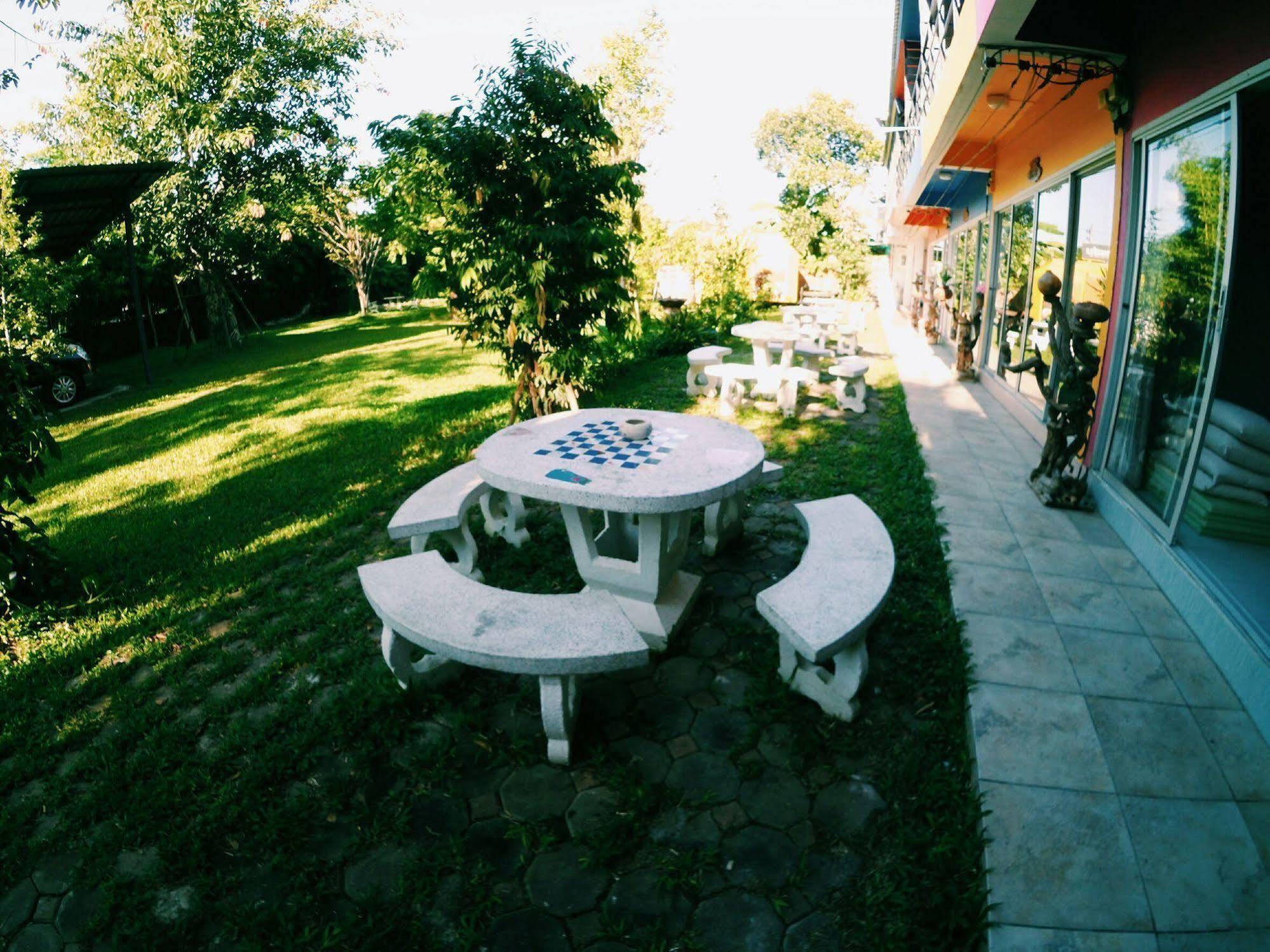 Lakeland Homestay Chiang Mai Bagian luar foto