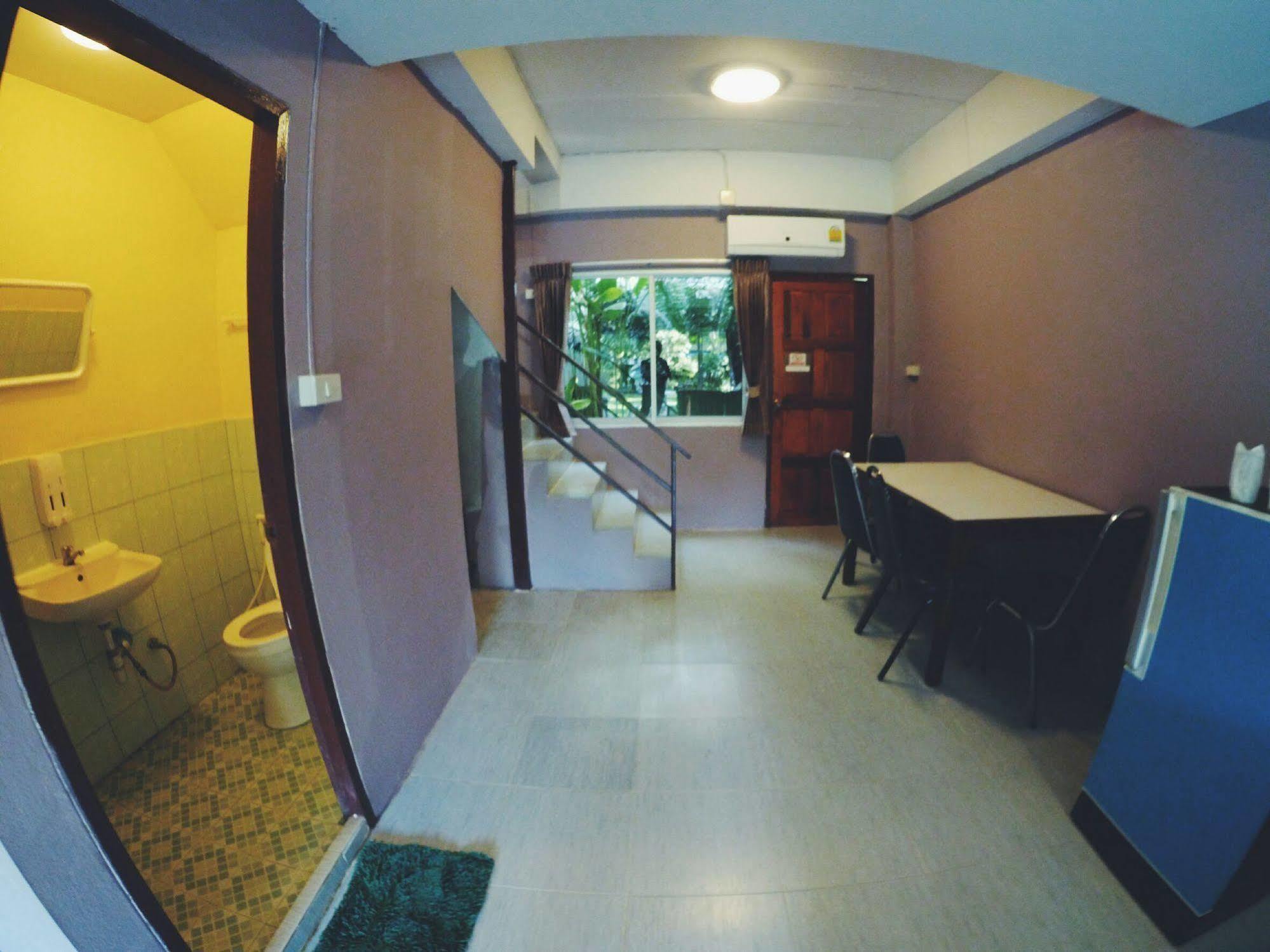 Lakeland Homestay Chiang Mai Bagian luar foto
