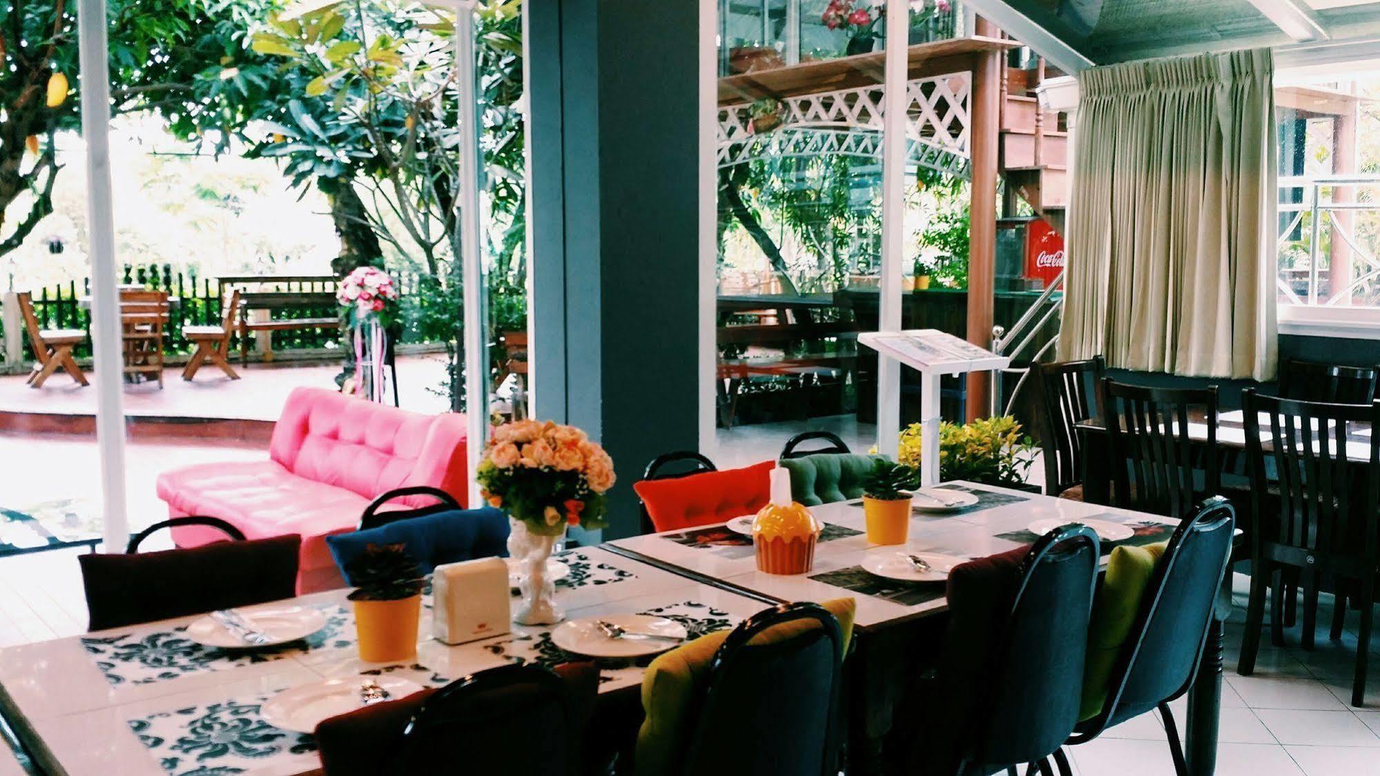 Lakeland Homestay Chiang Mai Bagian luar foto